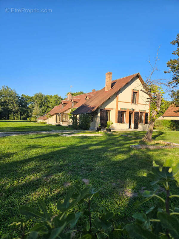 Maison à VILLEHERVIERS