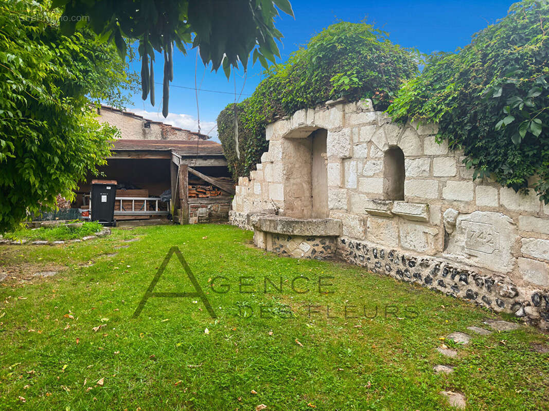 Maison à TOURVILLE-LA-RIVIERE