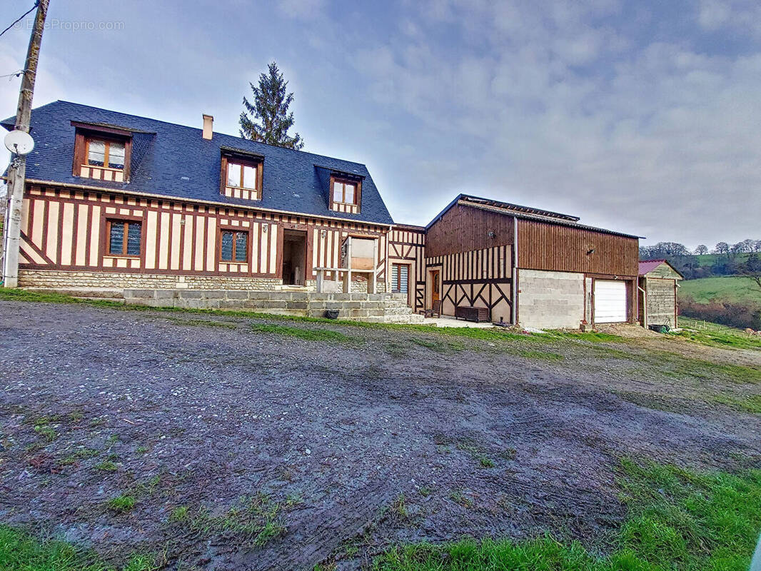 Maison à DOUVILLE-EN-AUGE