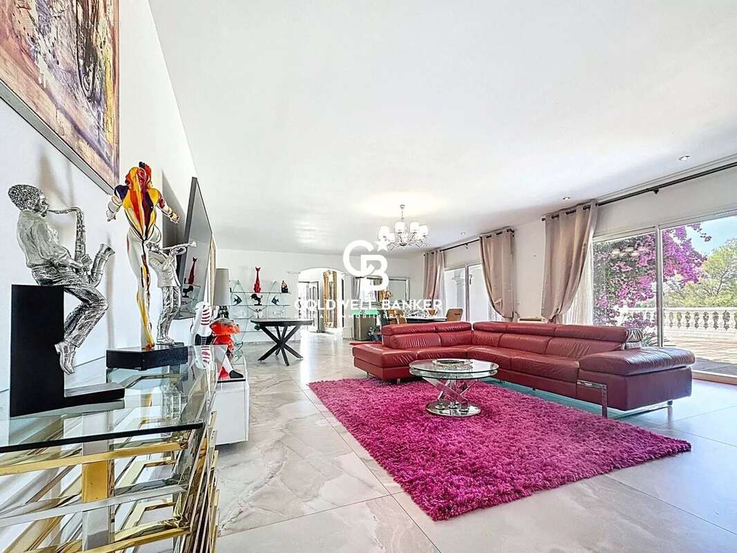 Hauteurs PUGET-SUR-ARGENS – Var est balnéaire Villa de prestige de 245 m² entourée d’un terrain paysager de 5 137 m² - photo 6