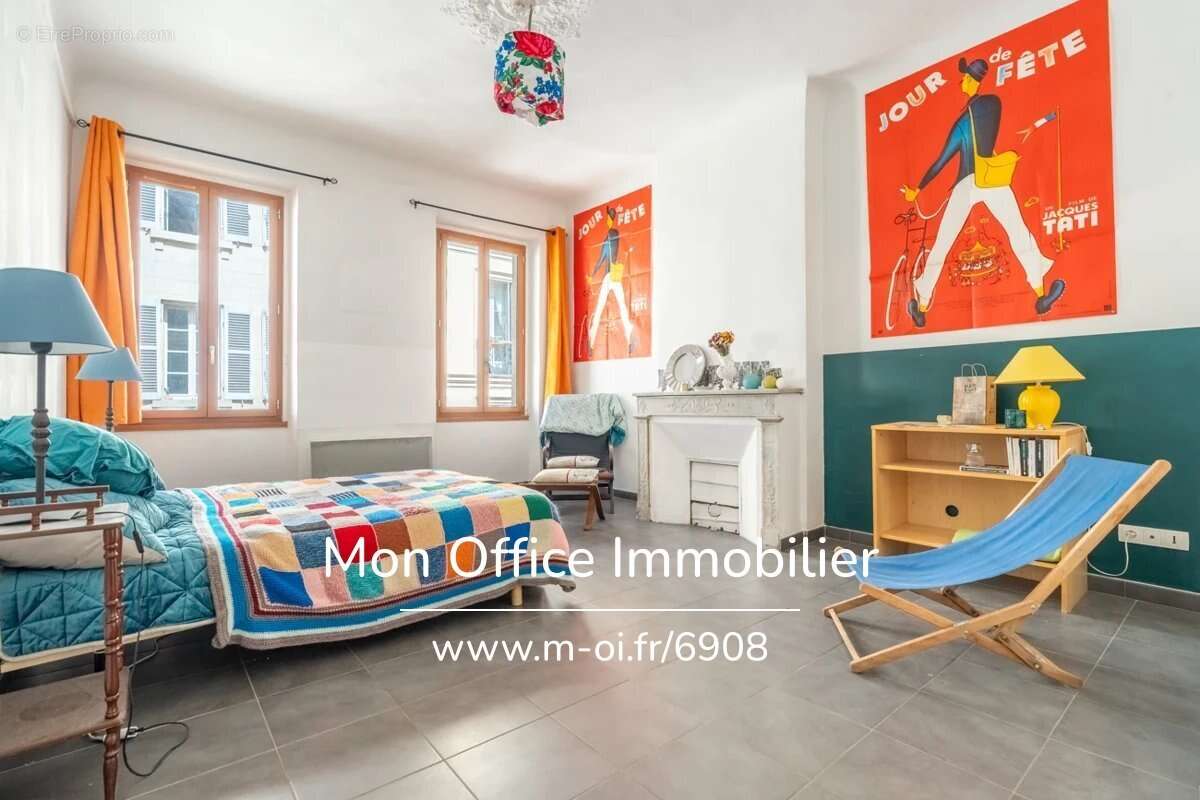 Référence : 6908-RVF - Appartement T5 avec terrasse - Secteur Noailles - photo 5