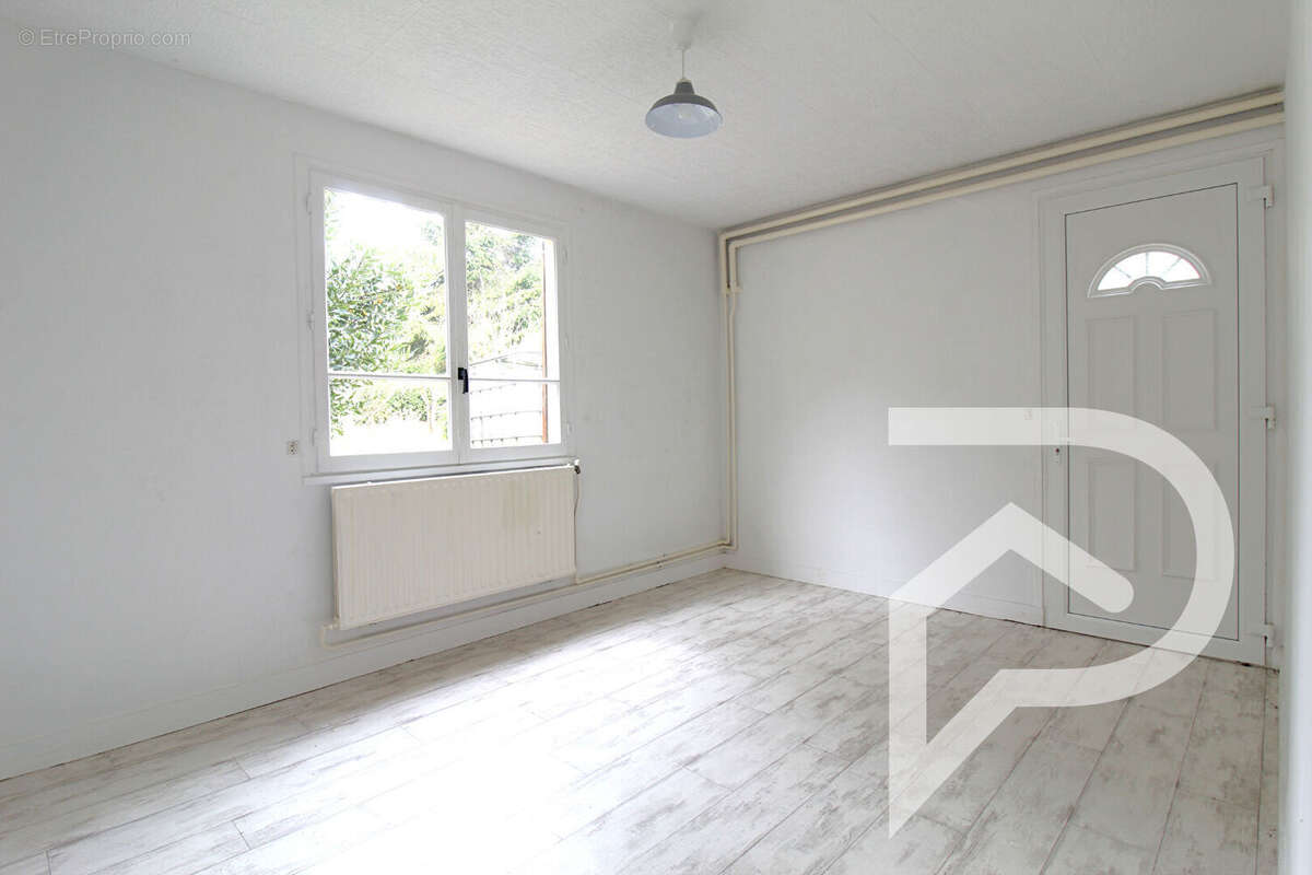 Maison à GRANDFRESNOY