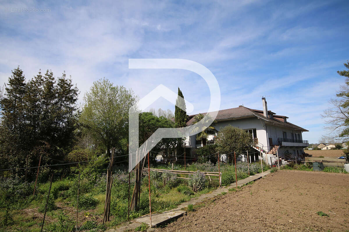 Appartement à OLORON-SAINTE-MARIE