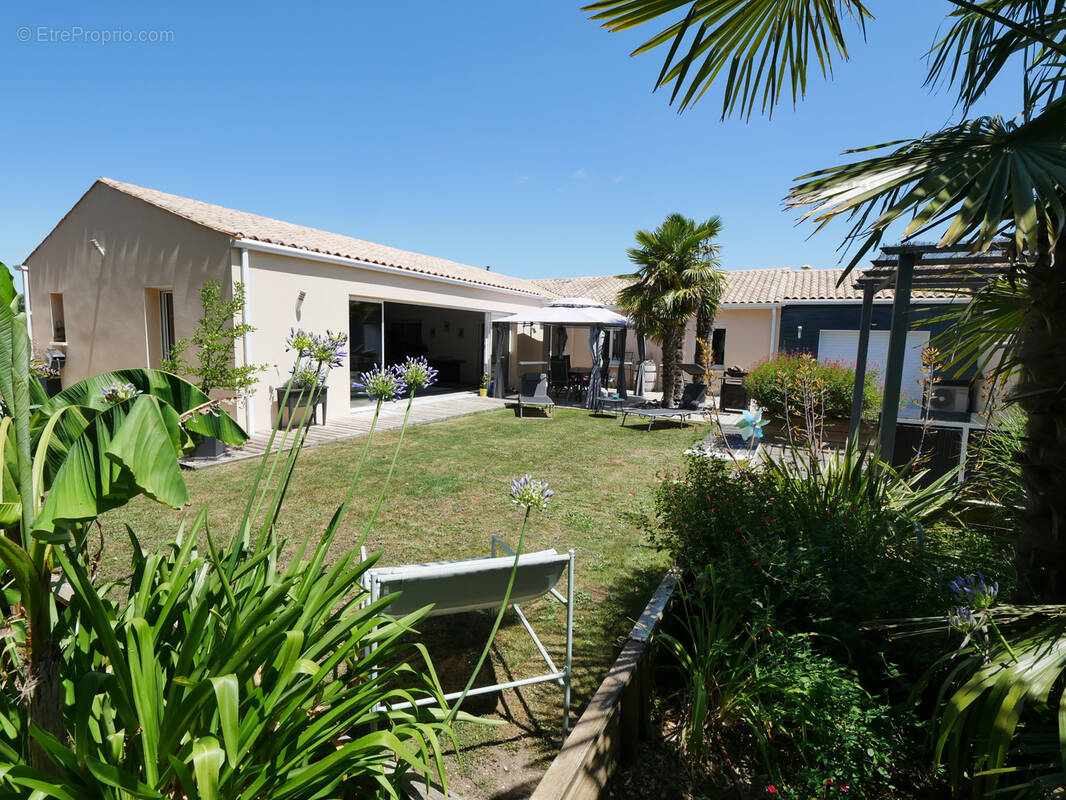 Maison à SAINT-CHRISTOPHE