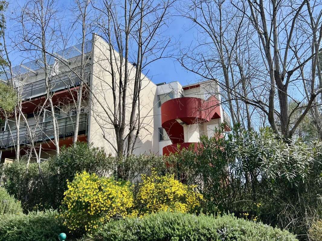 Appartement à VALBONNE