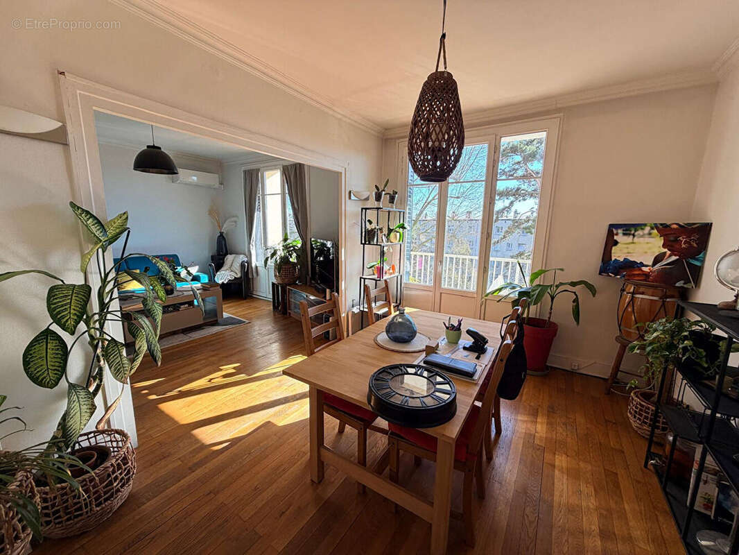 Appartement à OULLINS
