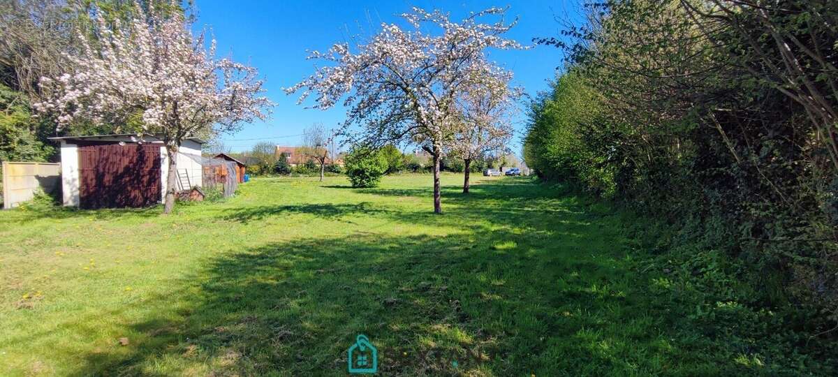 Terrain constructible 3076 m2 - photo 5