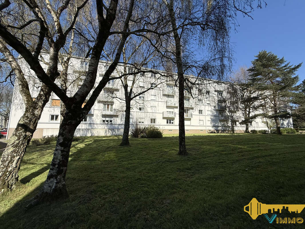 Appartement à SAINT-SEBASTIEN-SUR-LOIRE