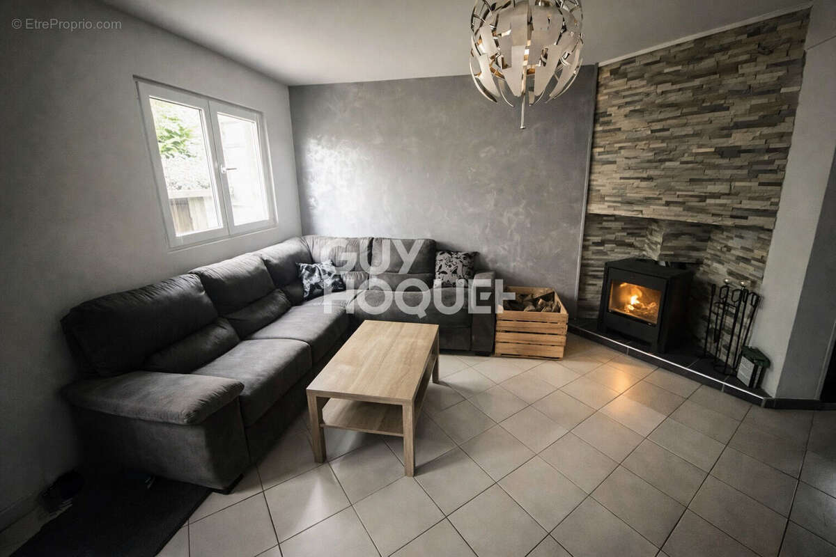 Maison 95 m² à Vic-Sur-Aisne  - photo 2