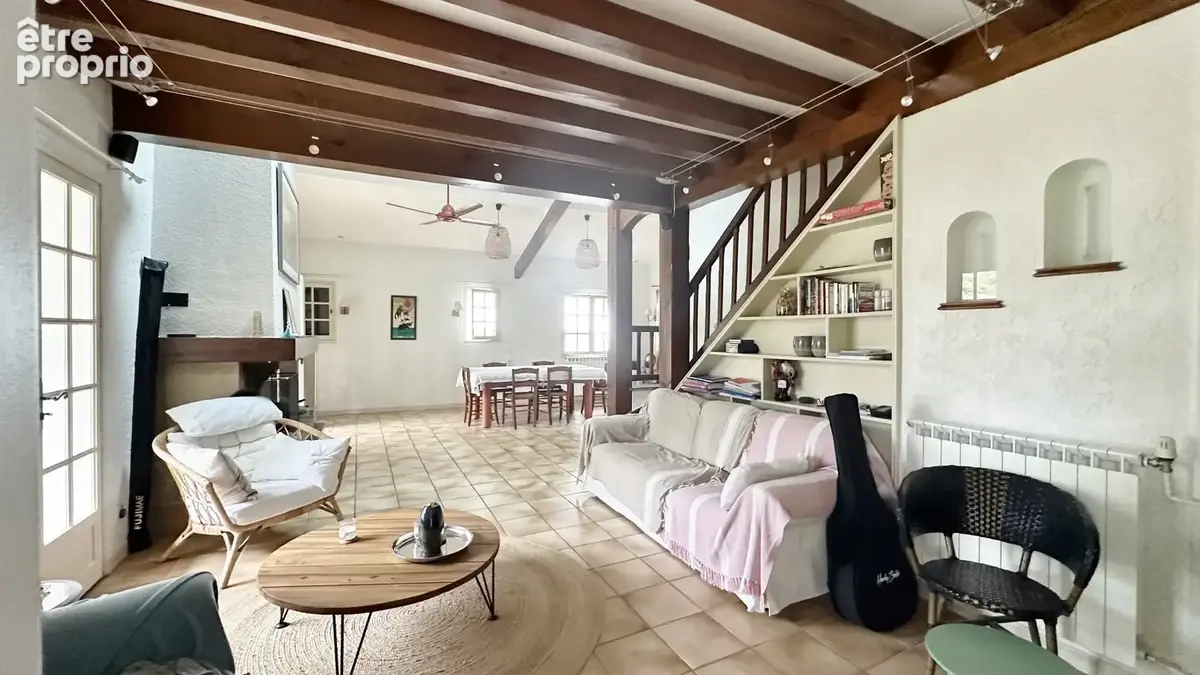 Maison landaise 220 m² avec piscine sur 3000 m²  7 pièces  calme absolu  sans vis-à-vis  fort potentiel - photo 10