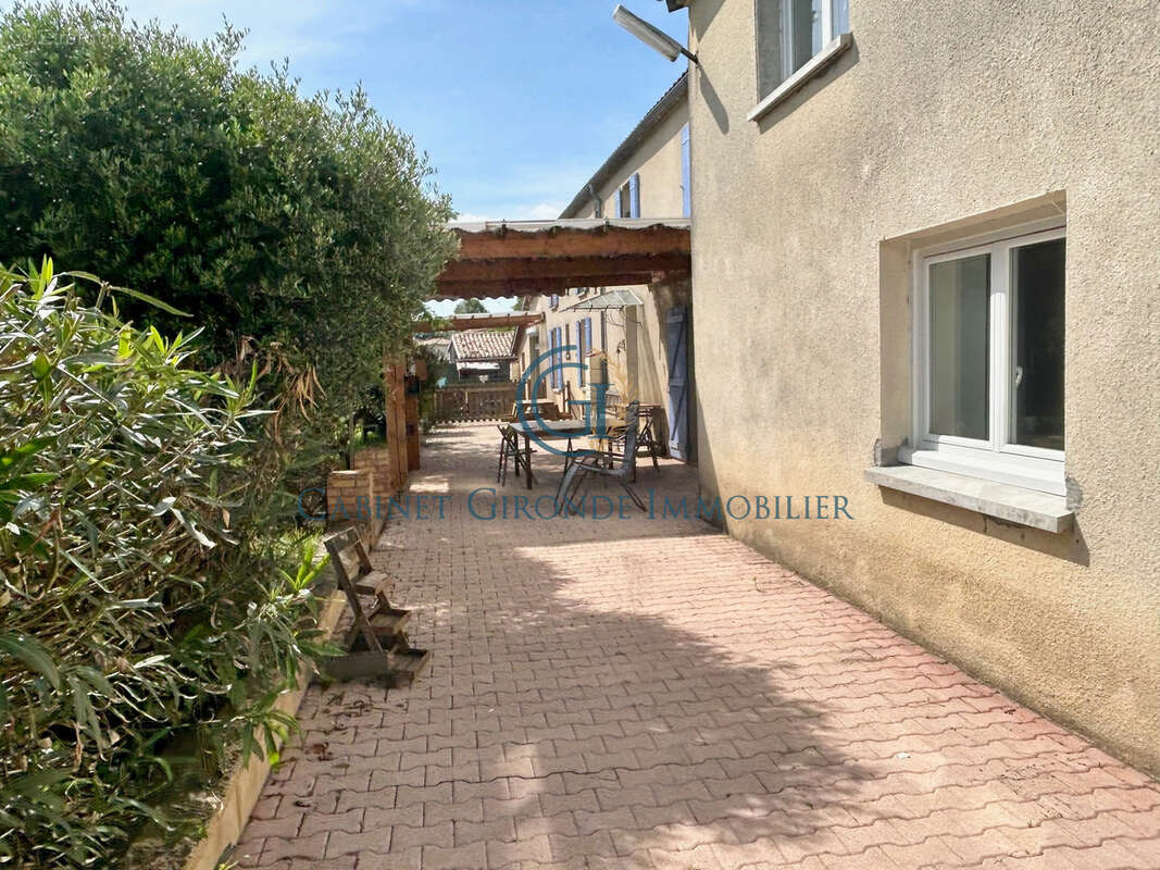 Maison à CASTETS-EN-DORTHE