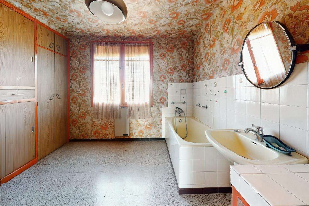 Maison à BOUC-BEL-AIR