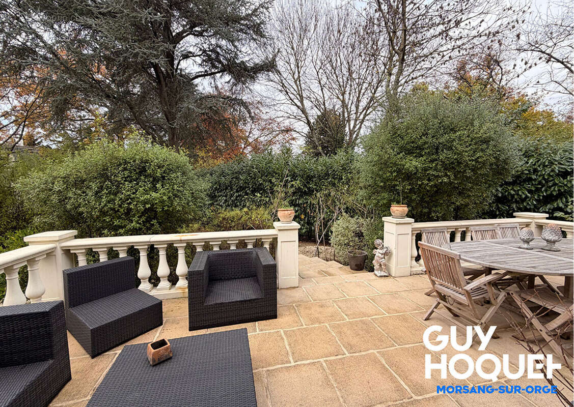 Maison à VIRY-CHATILLON