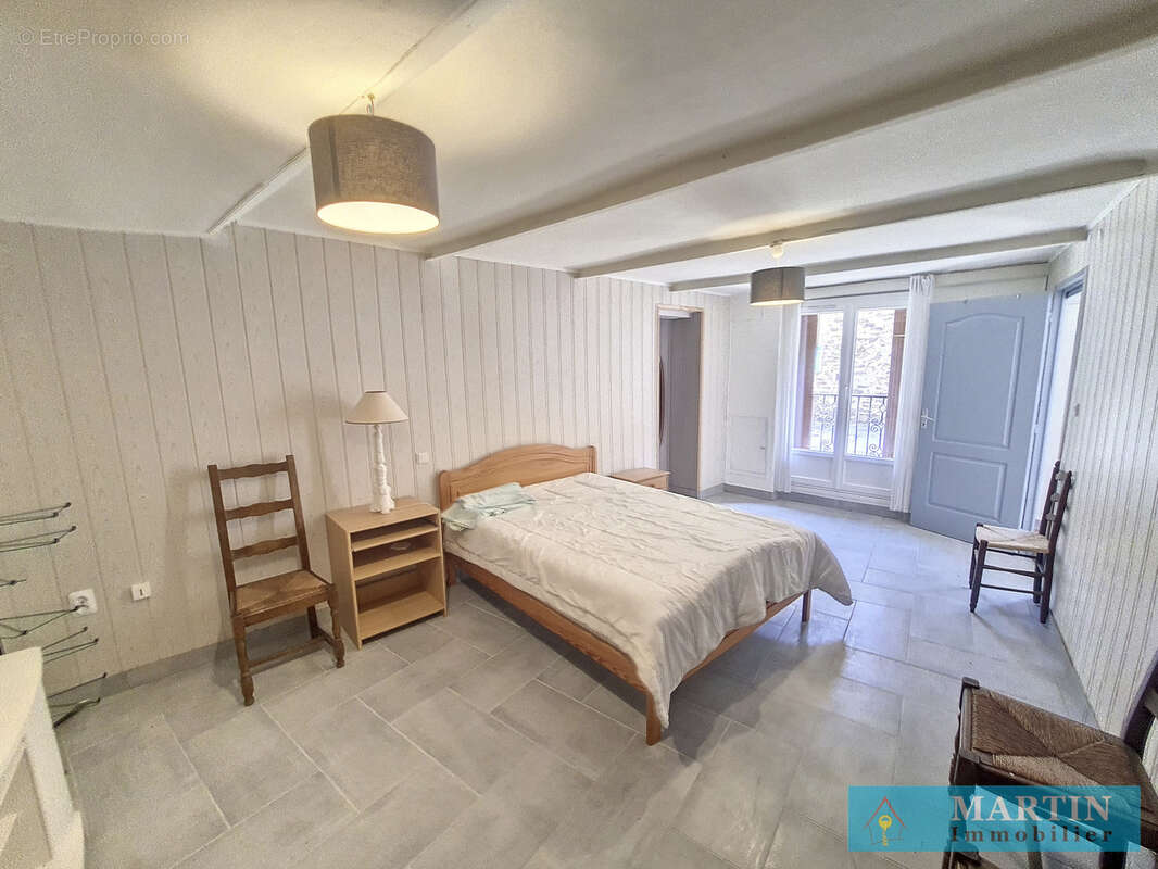 Appartement à SAINT-MARSAL