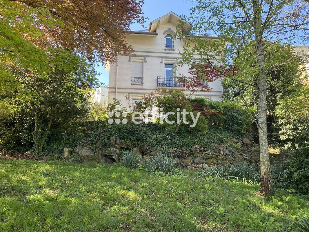 Maison à SAINT-ETIENNE