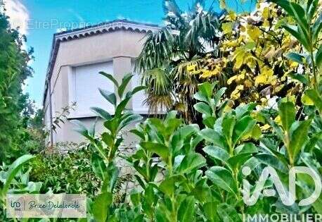 Photo 3 - Maison à ROMANS-SUR-ISERE