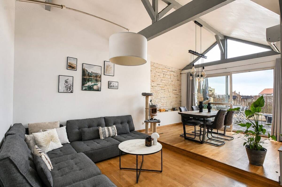 Appartement 3 pièces 87 m² · à Metz · 87 m² · 275 000 €