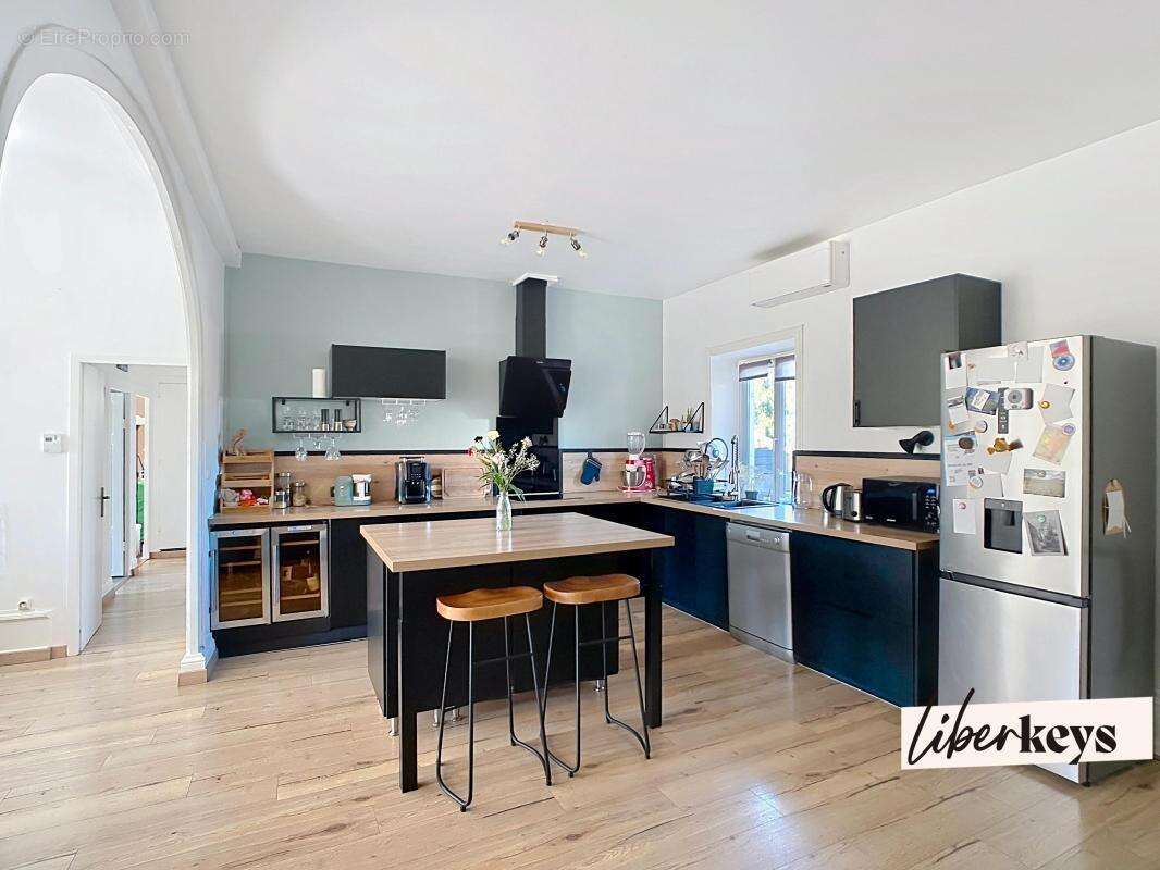 Appartement à CAILLOUX-SUR-FONTAINES