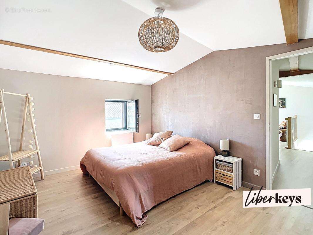 Maison à CAILLOUX-SUR-FONTAINES