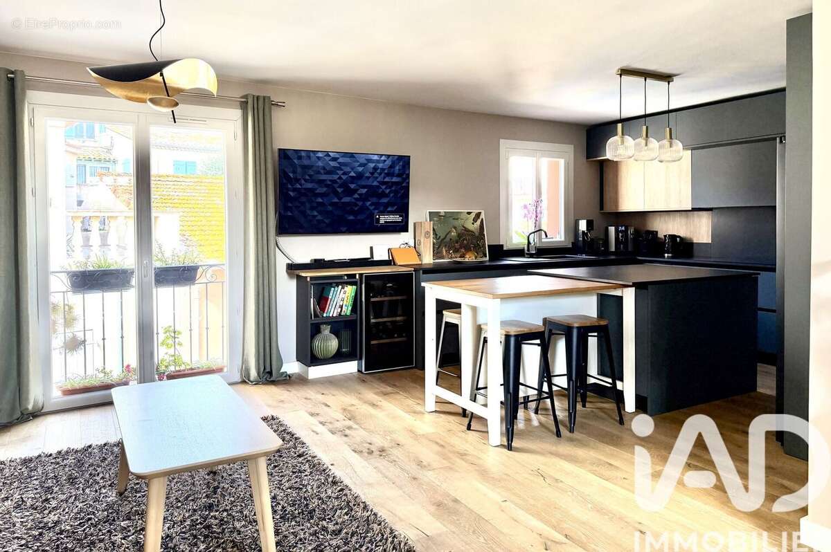 Photo 8 - Maison à ROQUEBRUNE-SUR-ARGENS