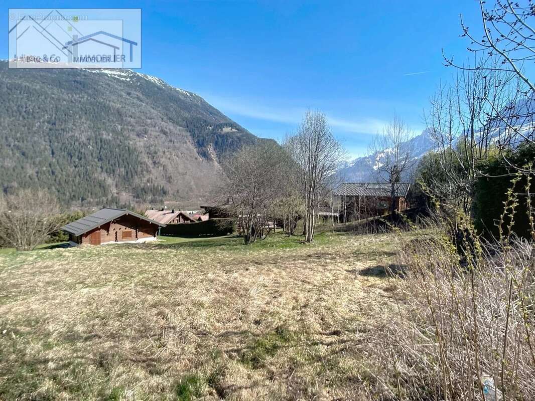 Terrain à LES HOUCHES