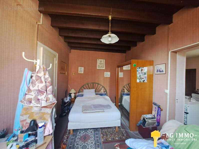 Maison à MESCHERS-SUR-GIRONDE