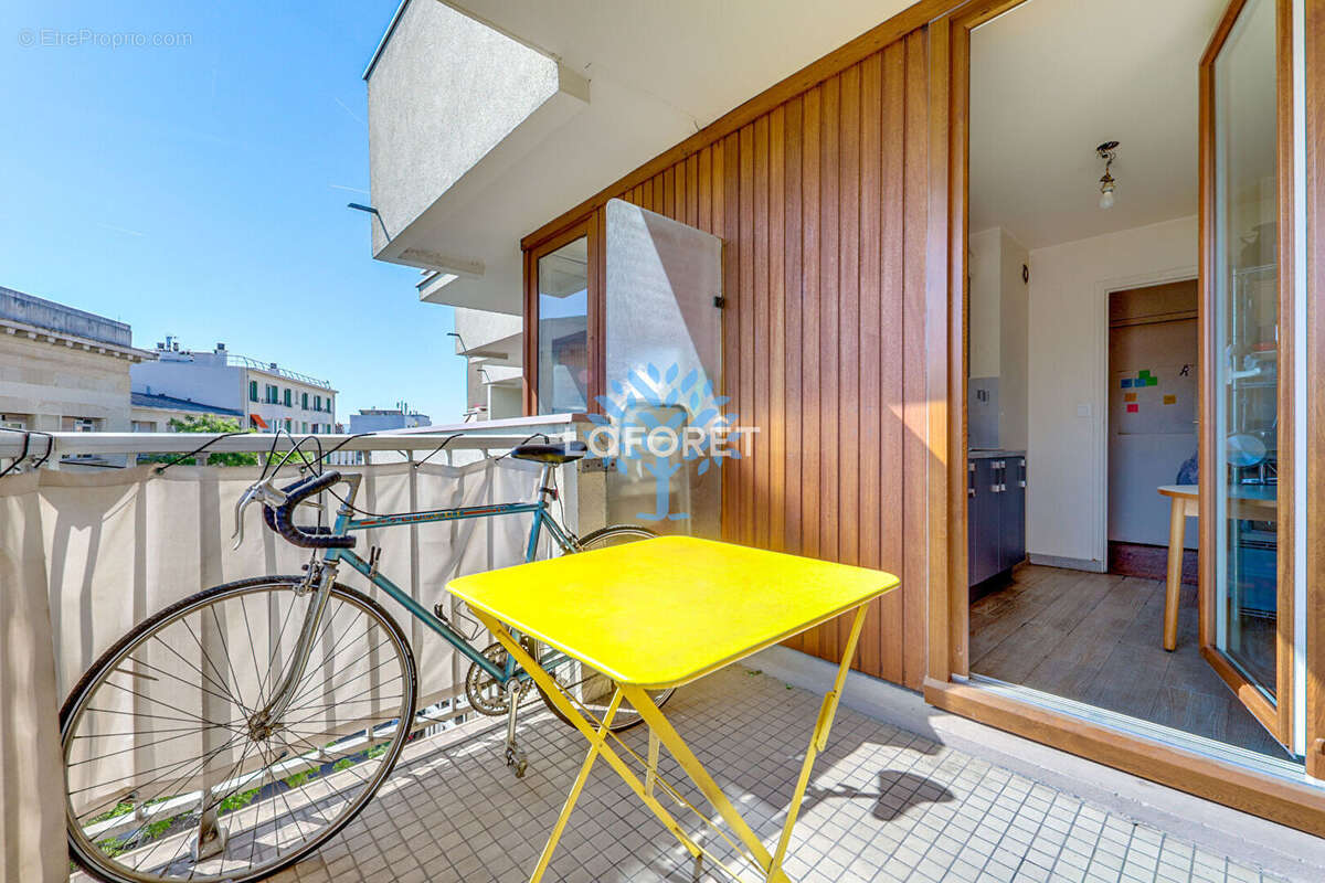 Appartement à PARIS-20E