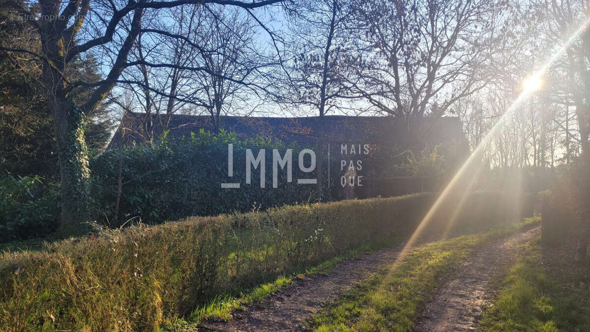 Maison à SAVIGNY-SUR-BRAYE