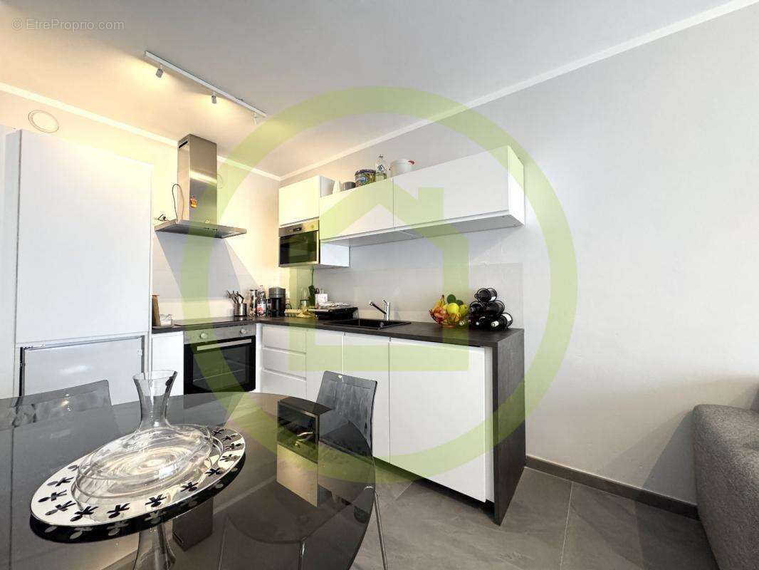 Appartement à ROQUEBRUNE-CAP-MARTIN