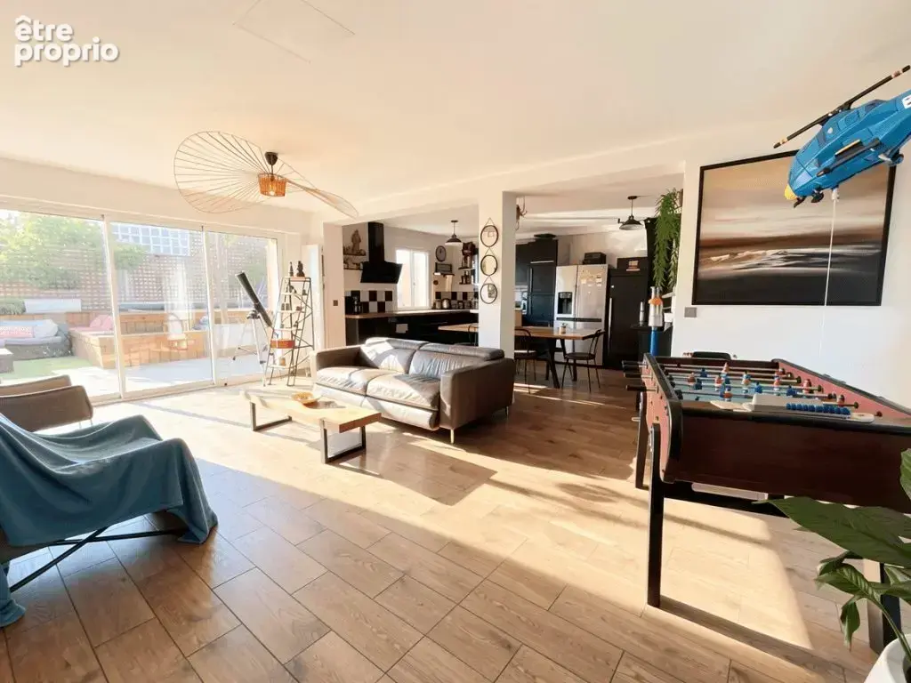 Maison 7 pièces 170 m² à vendre à Fontenay-Sous-Bois (94120) - photo 2