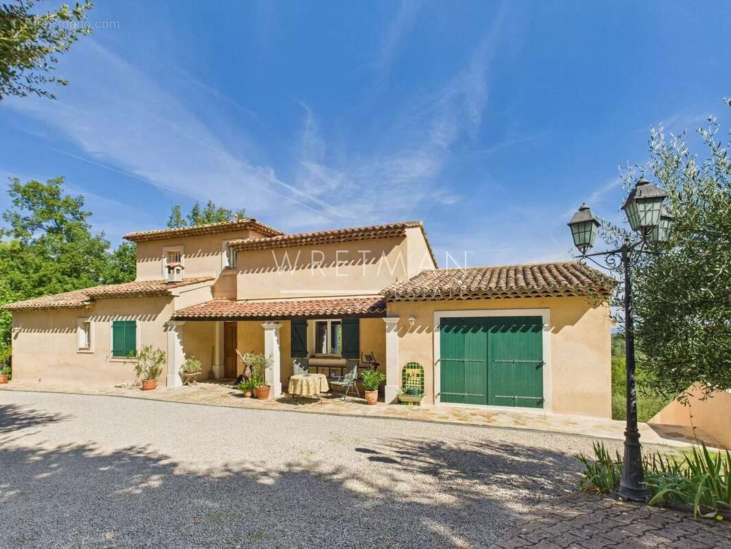 Maison à LE CANNET-DES-MAURES