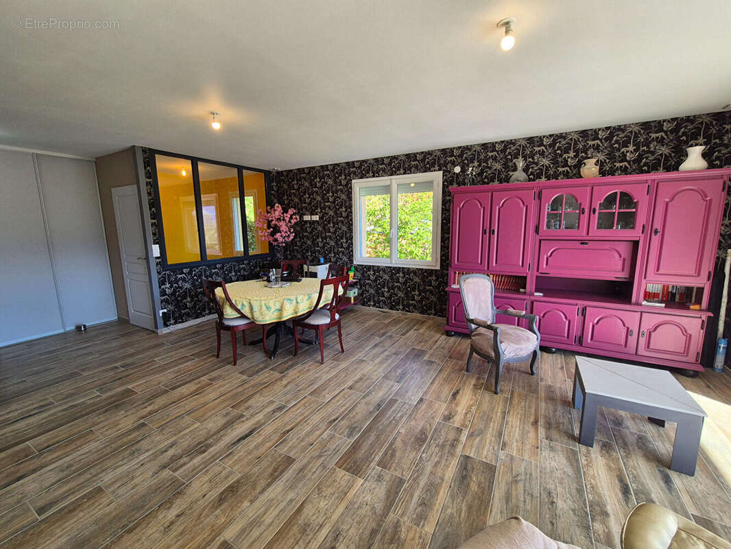 Maison neuve de 170 m² en R+1 avec appartement privatif - photo 4