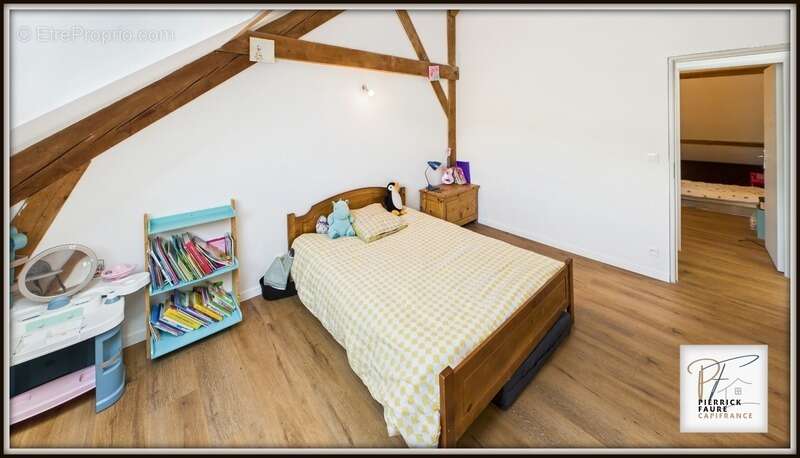 Maison à VILLAR-SAINT-PANCRACE