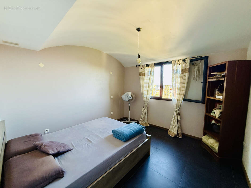 Maison à PETITE-ILE