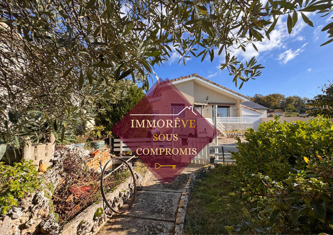 Maison à SALAISE-SUR-SANNE