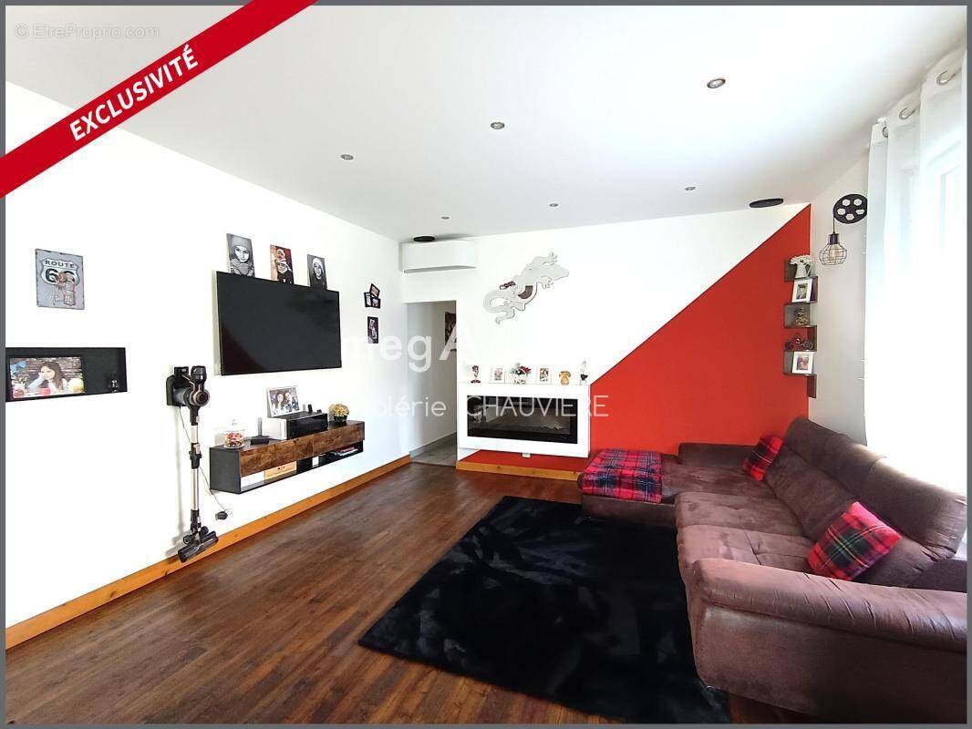 Maison à PONT-L'ABBE-D'ARNOULT