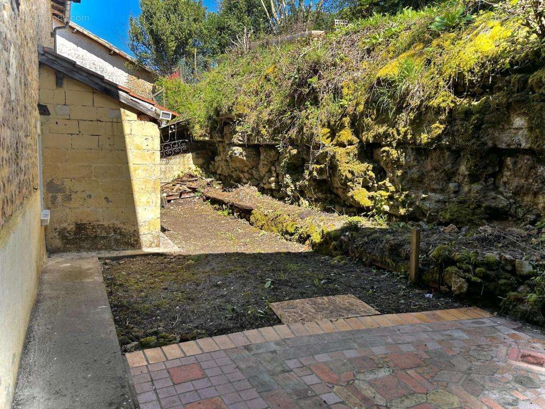 Maison à CELLE-LEVESCAULT