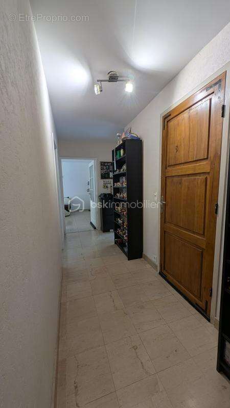 Rare : NOISIEL : Appartement avec balcons, terrasse et garage individuel - photo 15