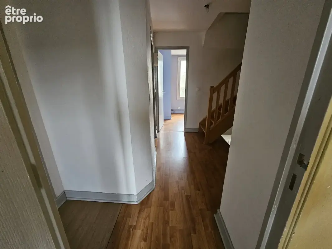 Maison de Bourg à Lubersac pleine de potentiel - photo 11