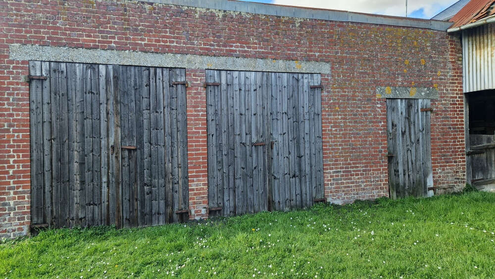 Maison à GRANDVILLIERS