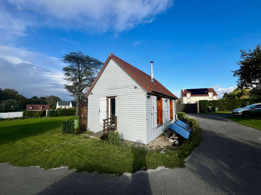 Maison à SAINT-JEAN-LES-DEUX-JUMEAUX