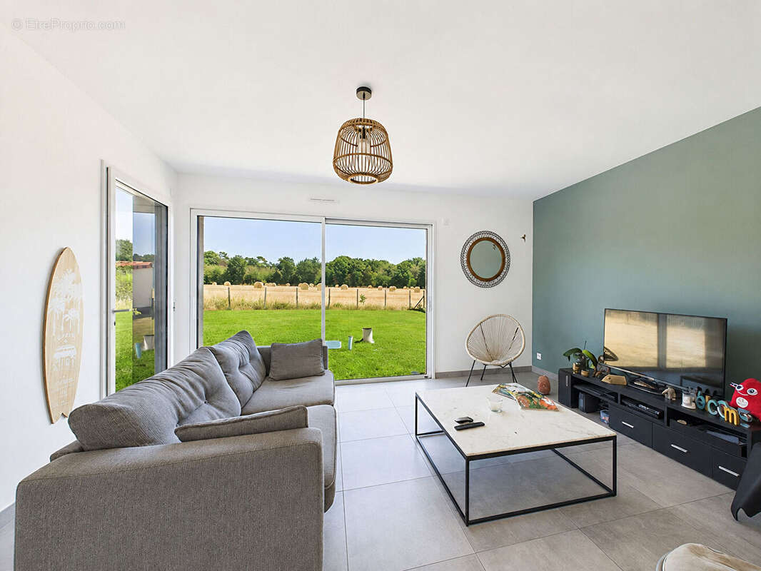 Maison contemporaine de plain pied -156 m² - terrain 1040 m² - la roche sur yon - photo 3