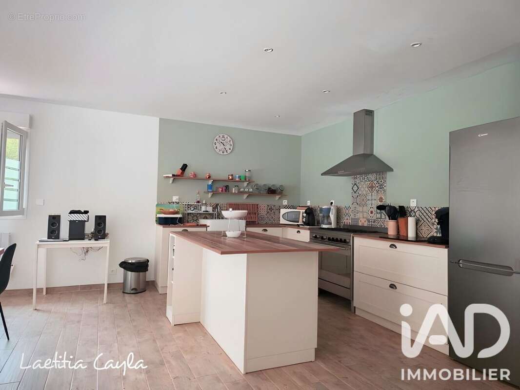 Maison 127 m² à Saint-Pierre-De-La-Fage  - photo 3