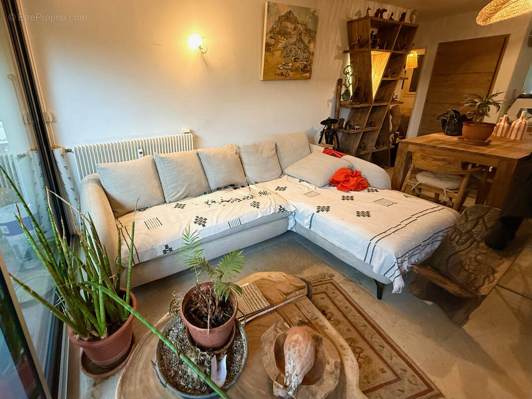 Appartement à MARSEILLE-12E