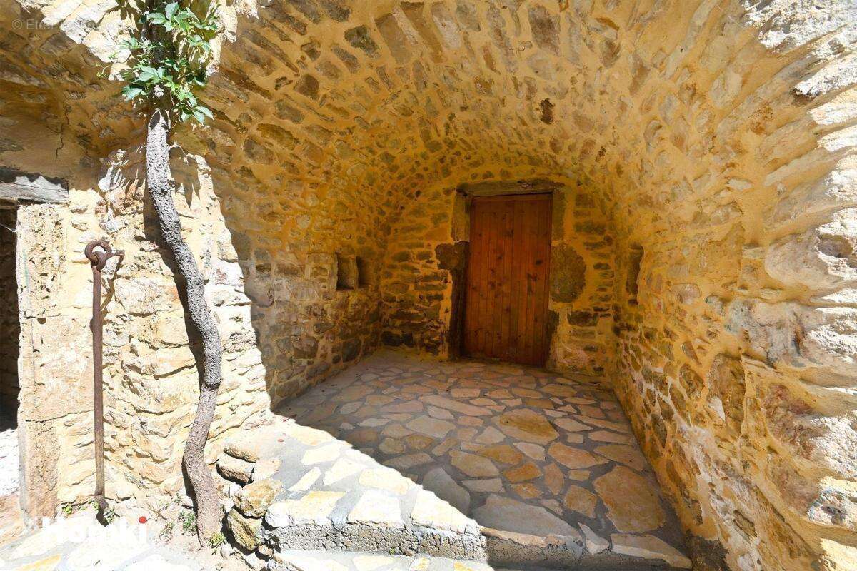 Maison/Villa T7 de 185 m² à Saint-André-d'Olérargues 30330 - photo 6