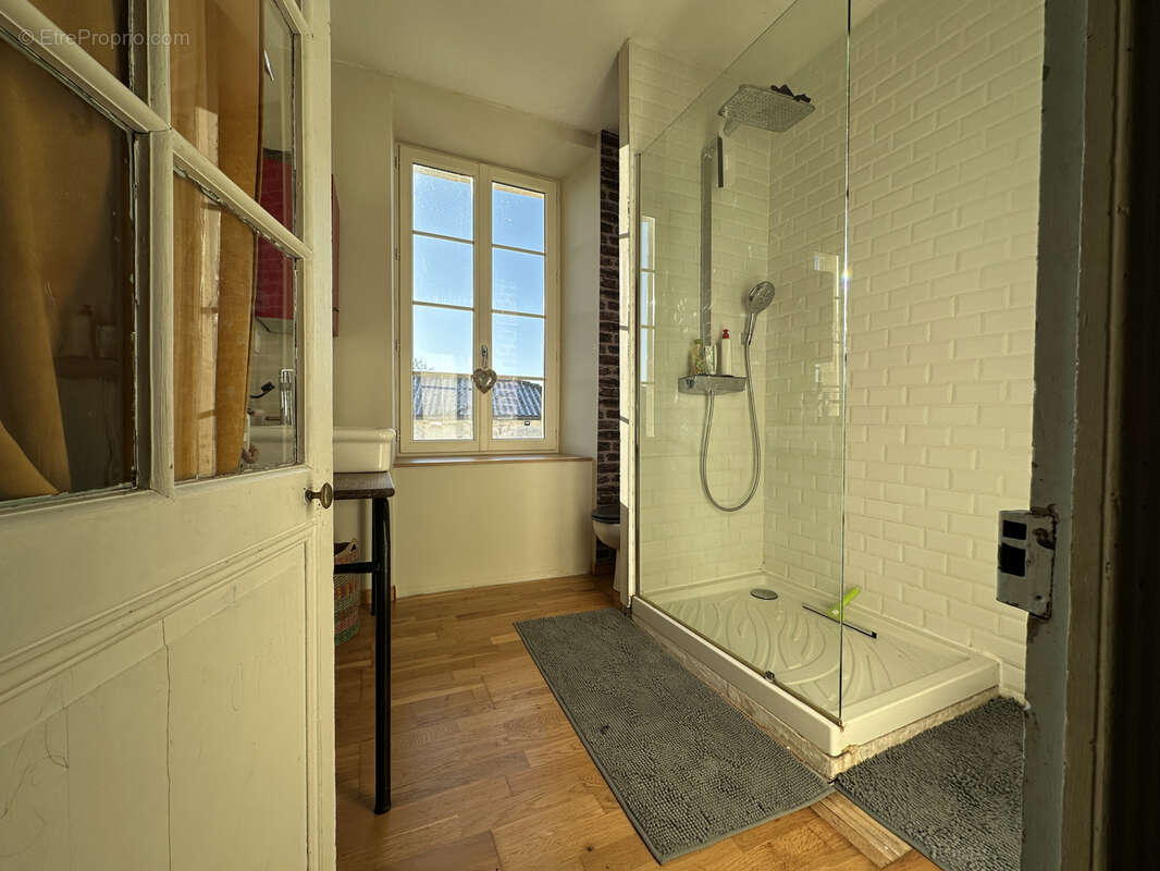 Maison à LOUZAC-SAINT-ANDRE