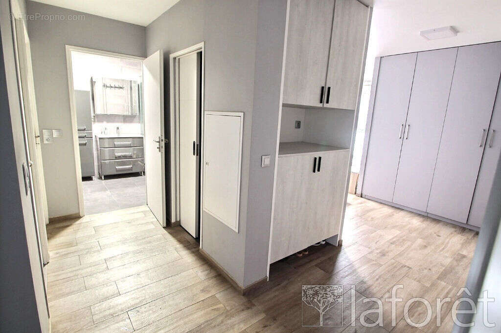 Appartement à GENNEVILLIERS