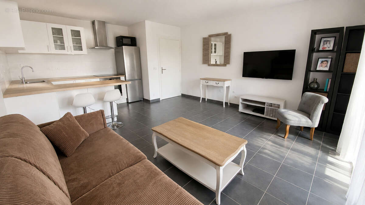 Appartement à SUSSARGUES