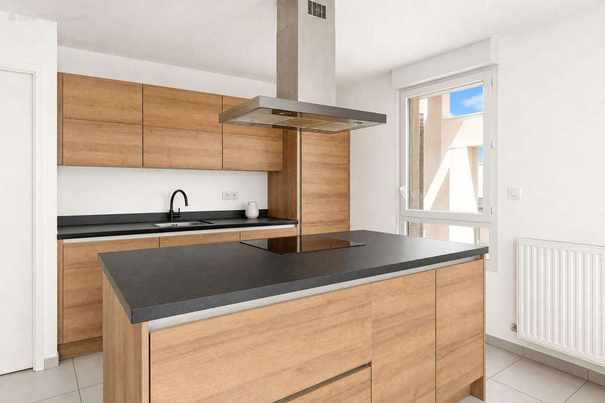 Appartement T4 lumineux – Lyon 8 proximité Galeries Lafayette et métro / tram - photo 6