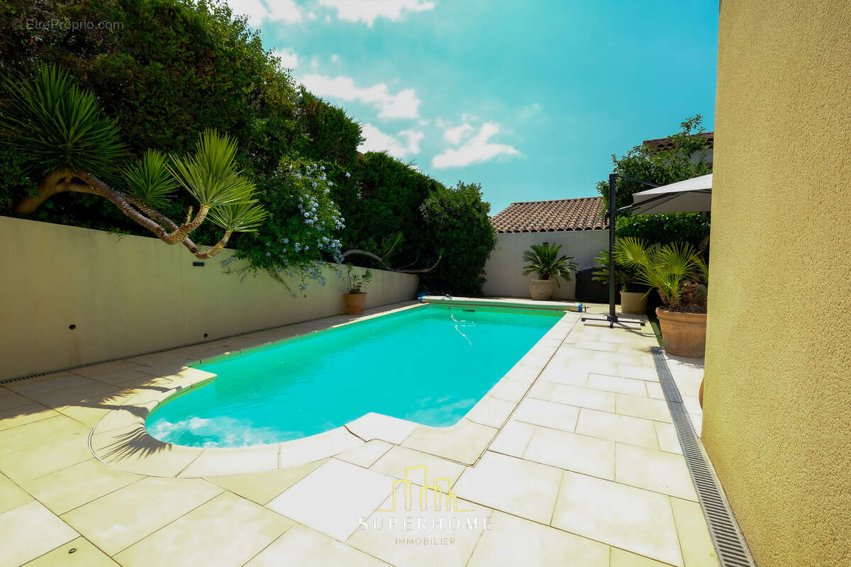 Maison familiale T5 avec piscine   Un véritable havre de paix aux Caillols (Marseille 13012) - photo 24